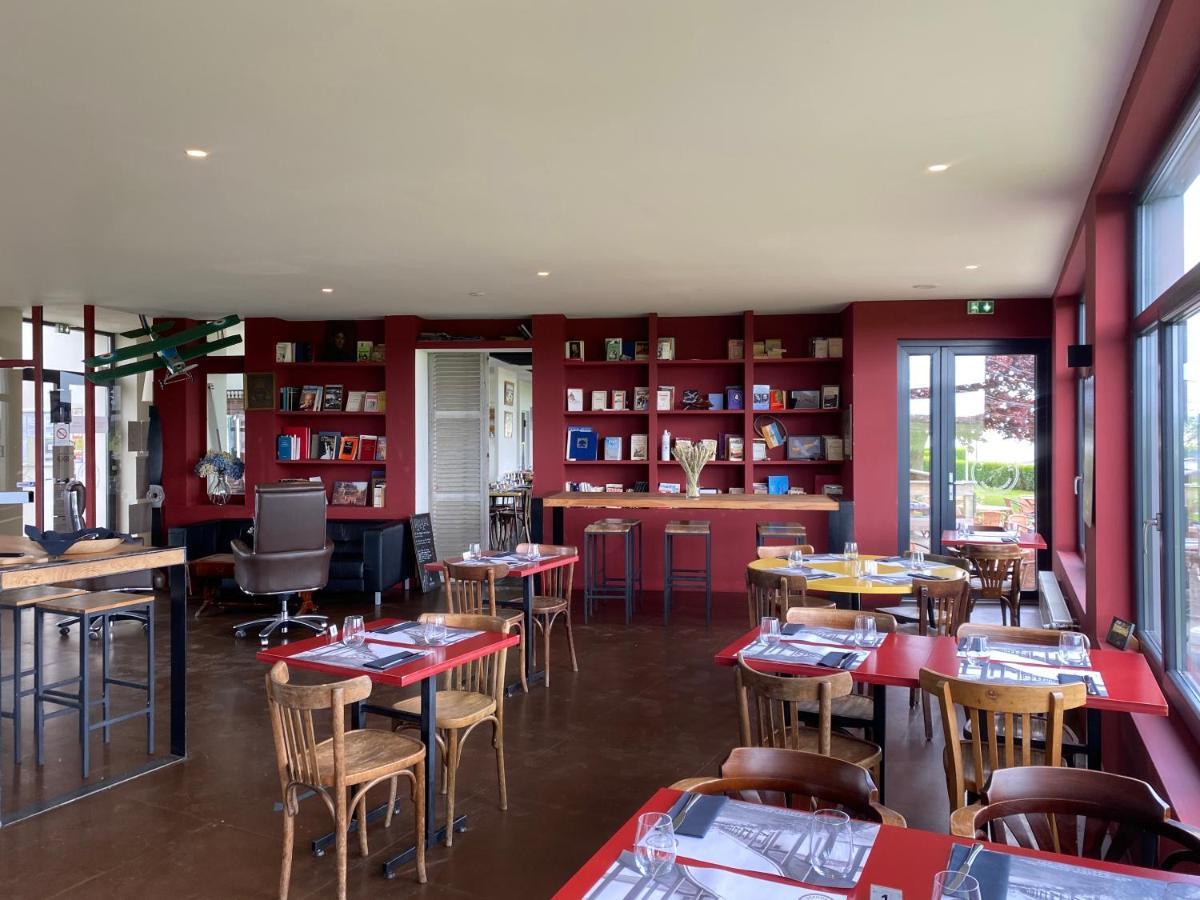 Logis Hotel & Restaurant De L'Aerodrome De La Baie De Somme Buigny-Saint-Maclou Buitenkant foto